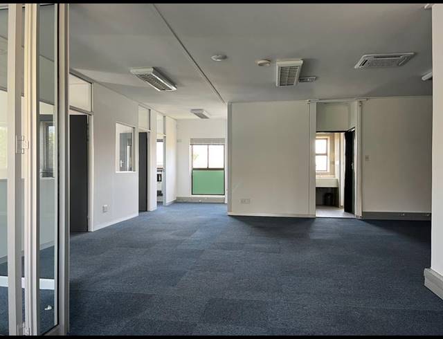 BUSINESS PROPERTY TO RENT IN CLAREMONT